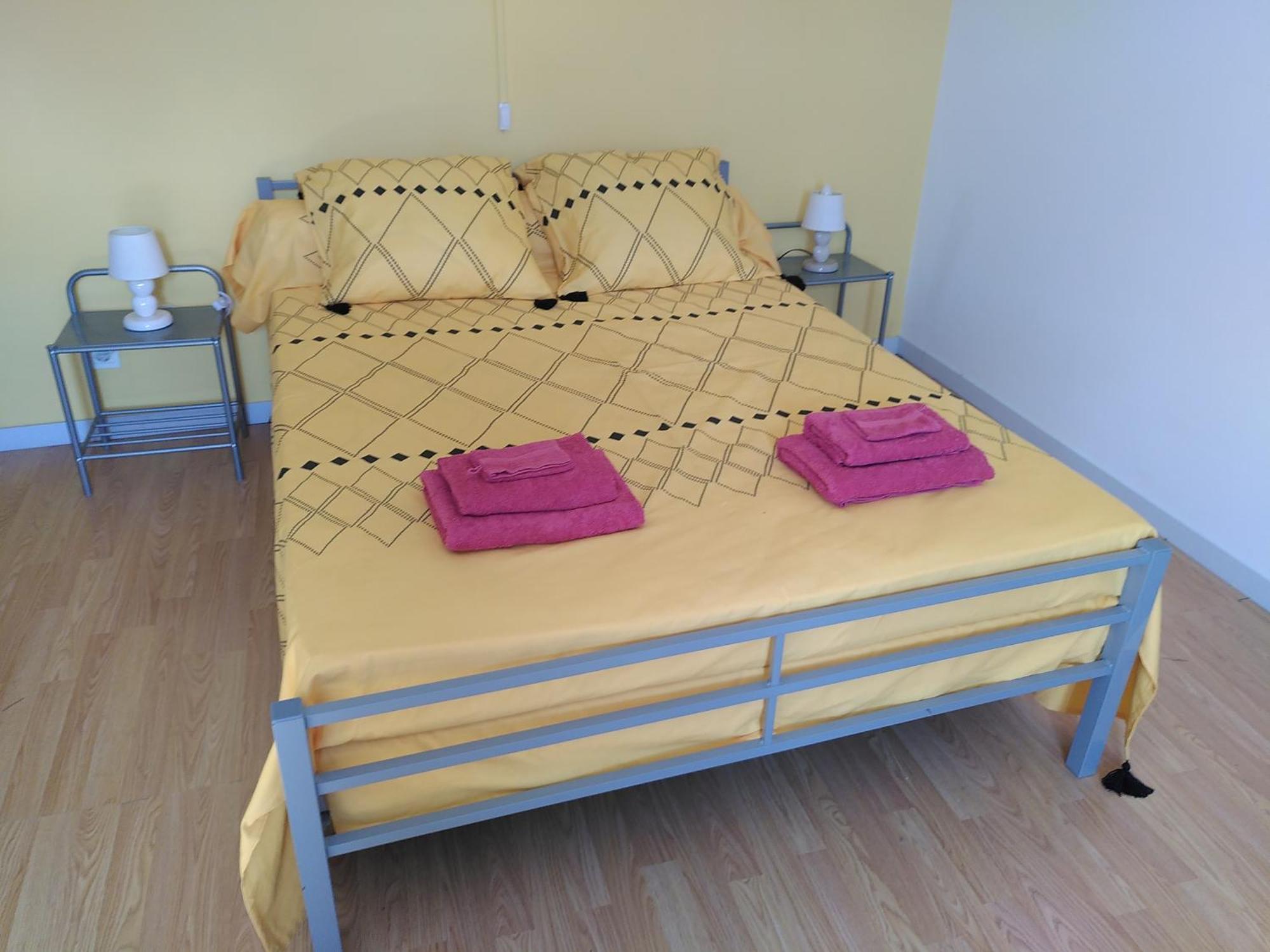 Au Nid De Mes Anges Bed & Breakfast Entrecasteaux Ngoại thất bức ảnh